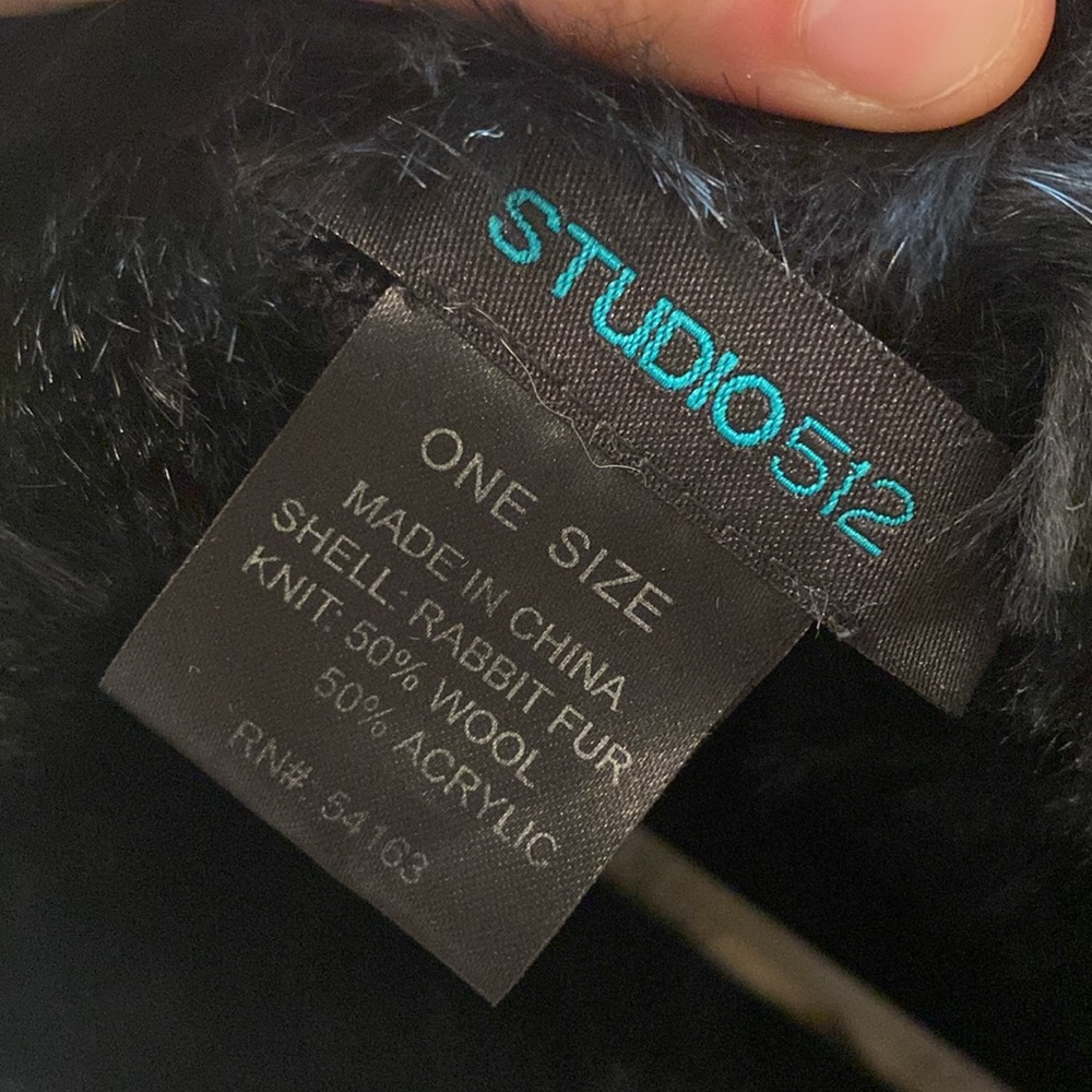 Black Rabbit Fur Cape - Picture 3 of 3